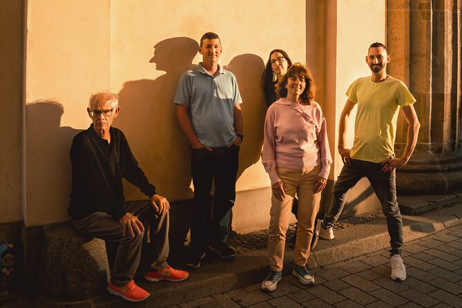 1.5 Hour Cinematic Style Portrait Photoshoot and Tour in Vienna - Meeting beside the State Opera