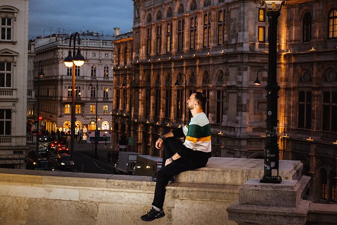 1.5 Hour Cinematic Style Portrait Photoshoot and Tour in Vienna - How the cinematic editing affects the final gallery
