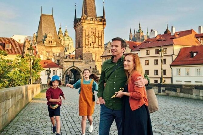 2-Day Prague Tour from Vienna with private Transfers and Lunches - The three-hour road from Vienna to Prague