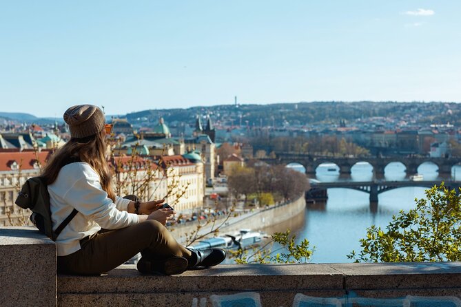 2-Day Prague Tour from Vienna with private Transfers and Lunches - A second lunch and your final hours
