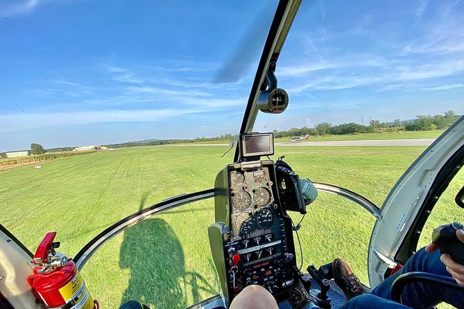 20 Minutes Helicopter Tour for 2 - The Danube and an old riverside castle ruin