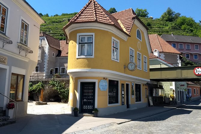 3-Hour Private Hiking Tour to historic places around Spitz in Wachau Valley - Price, transport, and what you receive for $277.29