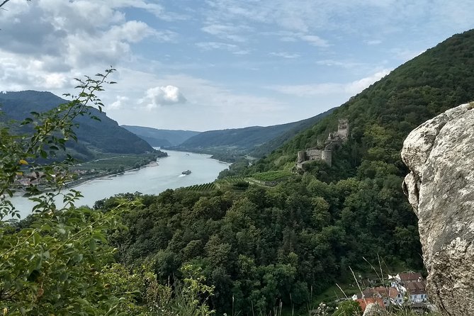 3-Hour Private Hiking Tour to historic places around Spitz in Wachau Valley - Weather, footwear, and the real level of effort