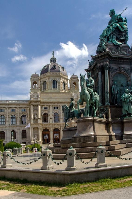 3 hour private tour in Vienna by private car - Imperial Vienna from the Opera to the Hofburg