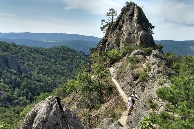 4-Hour Private Alpine Hiking Tour 'In the footsteps of king Lionheart' - The four-hour trail above the Danube