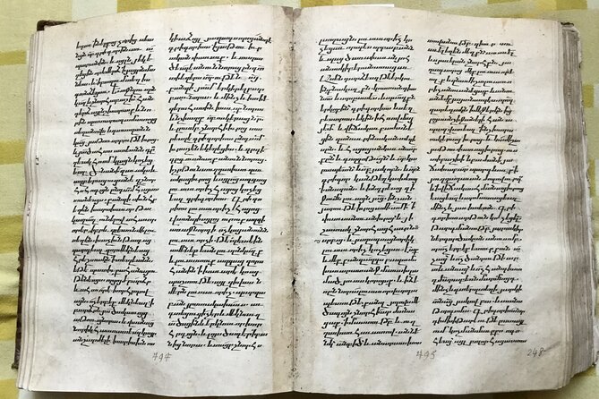 'Armenia In The Heart Of Vienna - Chatherine liquor and the family story
