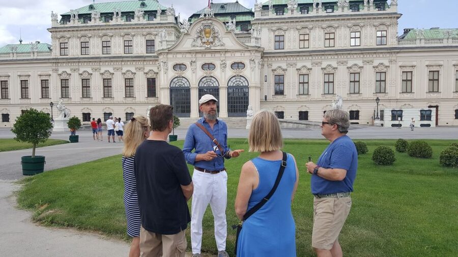 Belvedere Palace & Museum Tour - Seeing Klimt’s The Kiss with context