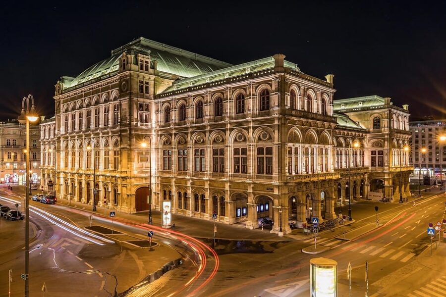 Best of Vienna: Private Walking Tour with a Local - A look at the Hofburg Palace