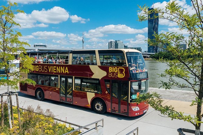 Big Bus Vienna Hop-On Hop-Off Sightseeing Tour - The audio commentary: useful, but not a full history lesson