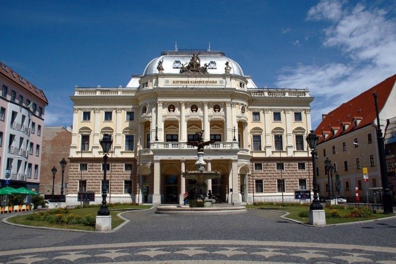 Bratislava Private Tour from Vienna - Booking details worth checking