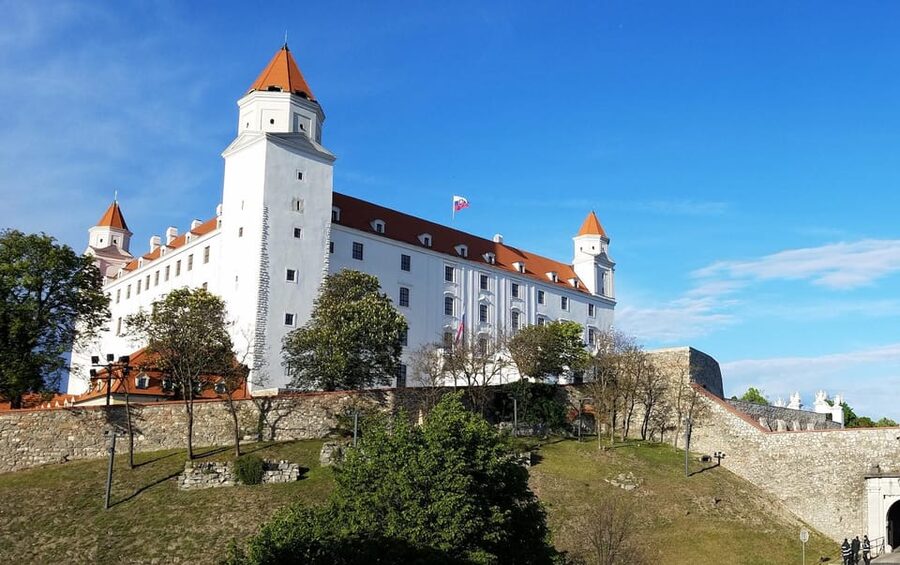 Bratislava with a Local: Private Tour from Vienna - Bratislava Castle and the First City Views