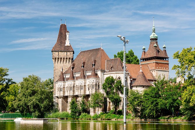 Budapest Day Trip from Vienna - The cathedral and the short walking tour