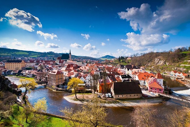 Cesky Krumlov Small-Group Day Trip from Vienna - Why the journey from Vienna matters