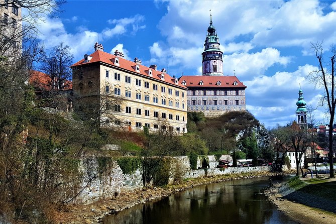 Cesky Krumlov Small-Group Day Trip from Vienna - Three hours to eat, explore, and wander