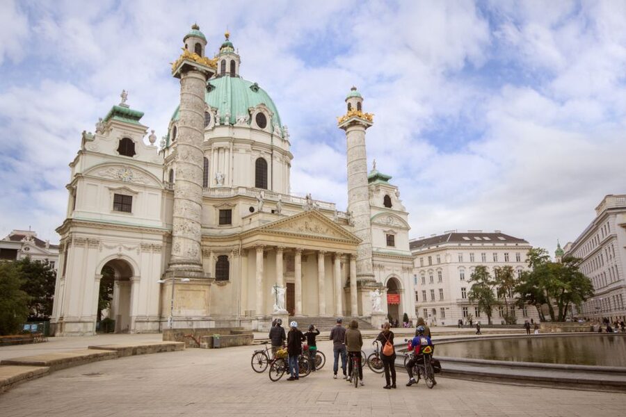 Classic Vienna: 3-Hour Guided Bike Tour - Why a bike is a smart way to meet Vienna