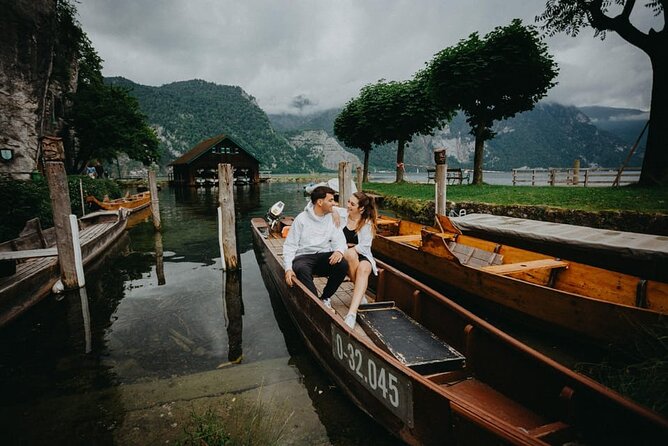 Day Tour from Vienna to Hallstatt and Salzburg with Photographer - Key points at a glance