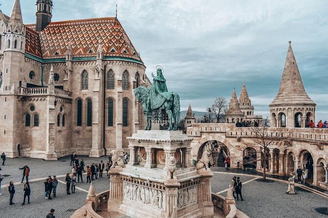 DayTrip to Budapest and Bratislava, two capitals - Three free hours to choose your own Budapest