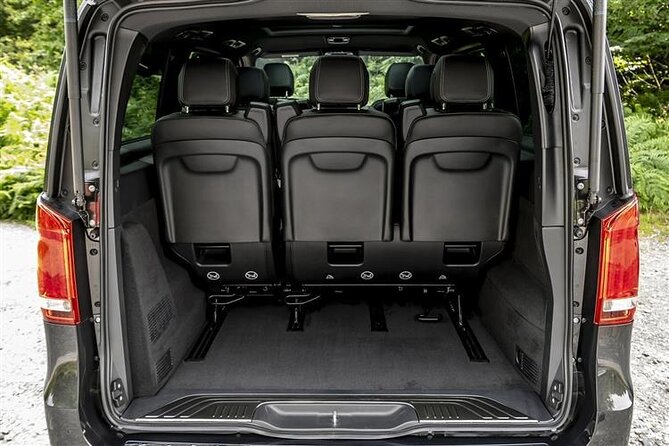 Departure by Private Minivan from Vienna to Vienna Airport VIE - Drivers, comfort, and the strongest part of the service