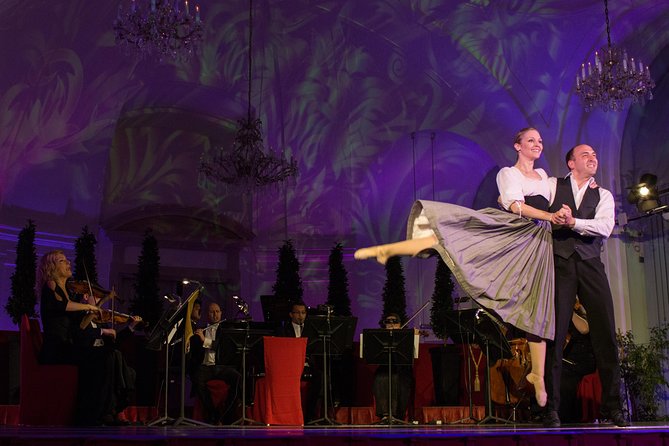 Exclusive Evening at Schönbrunn Palace: After-Hours Audiotour, Dinner, Concert - Comfort, clothing, and the five-hour schedule