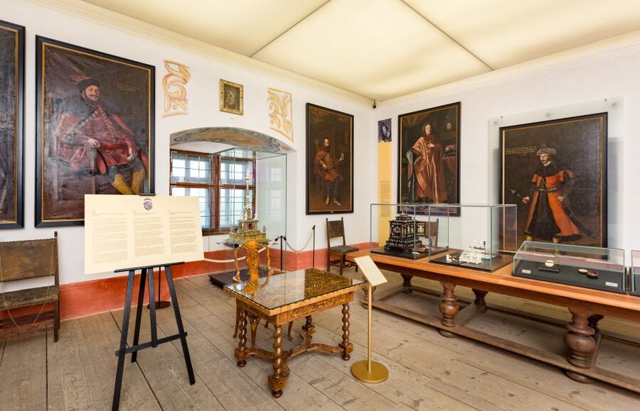 Forchtenstein Castle Admission Ticket & Optional Guided Tour - The Kunstkammer: A Collector’s World in Small Rooms