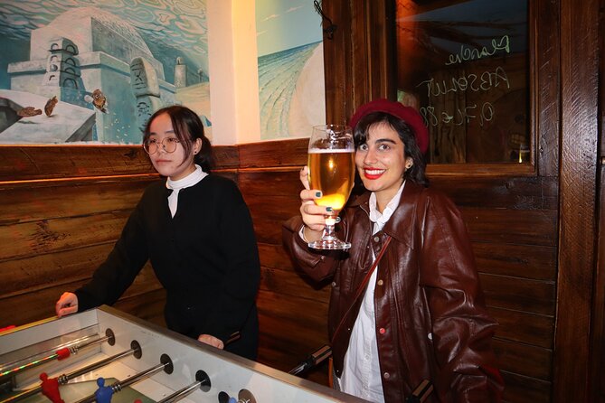 Friday Night Pub Crawl for Professionals in Vienna, Austria - Funky Monkey: disco, dancing, and tiki drinks
