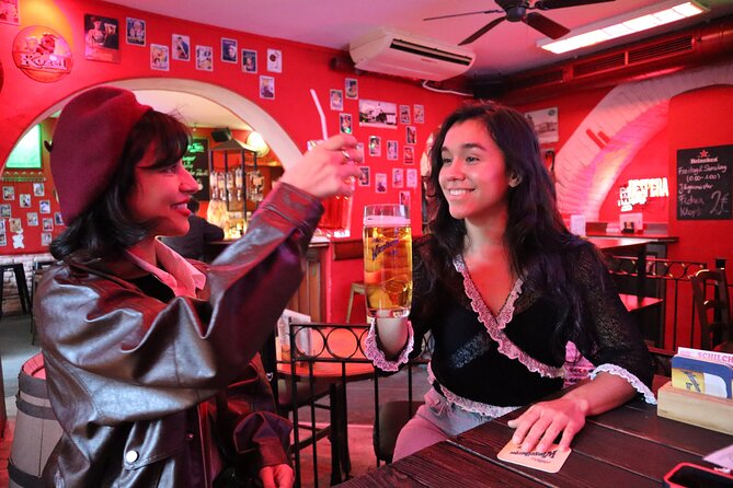 Friday Night Pub Crawl for Professionals in Vienna, Austria - How much will the night cost?