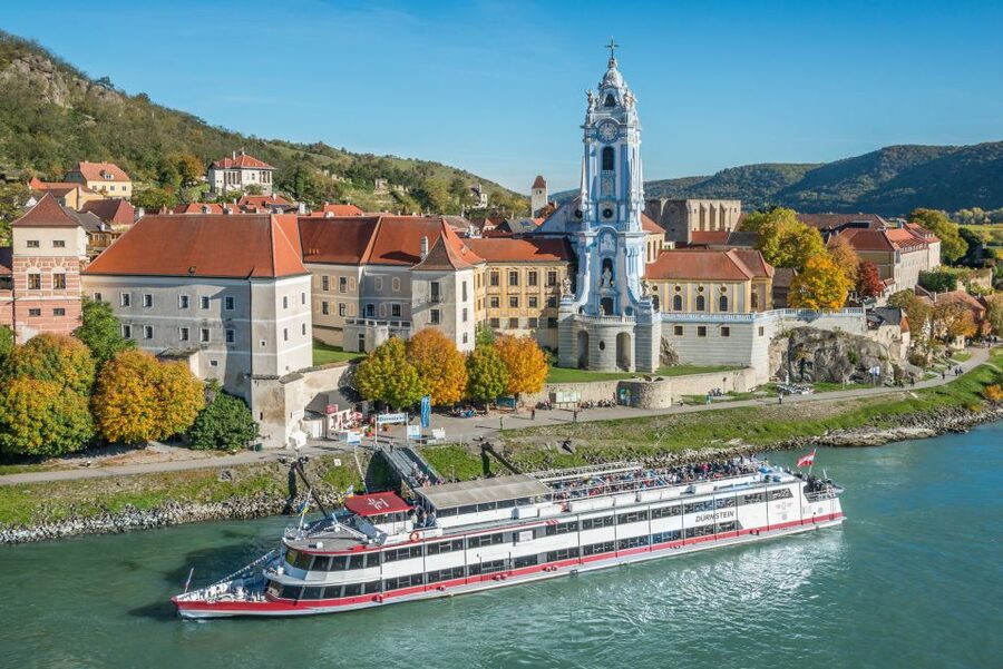 From Krems: Wachau Valley River Cruise on the Danube - The route toward Melk and what you actually see