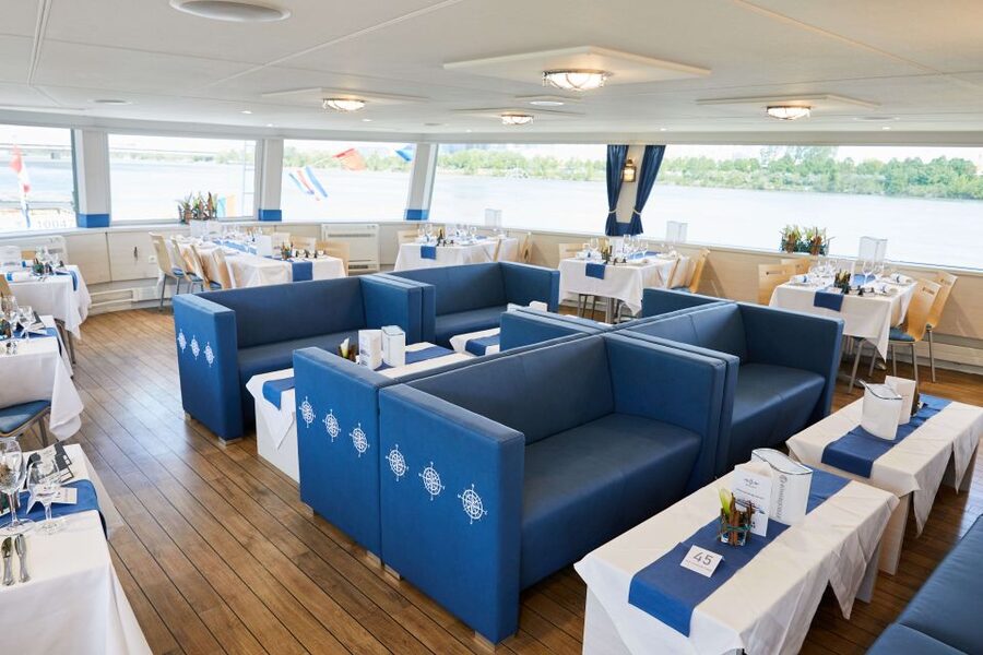 From Krems: Wachau Valley River Cruise on the Danube - Food options with a local accent