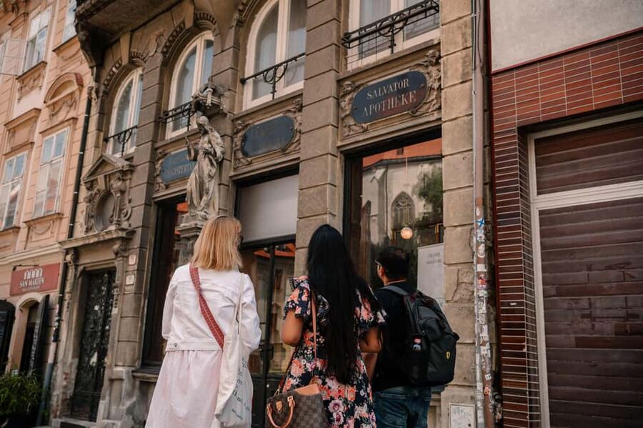 From Vienna: Bratislava City Tour with Food Options - Why Bratislava works so well as a Vienna side trip