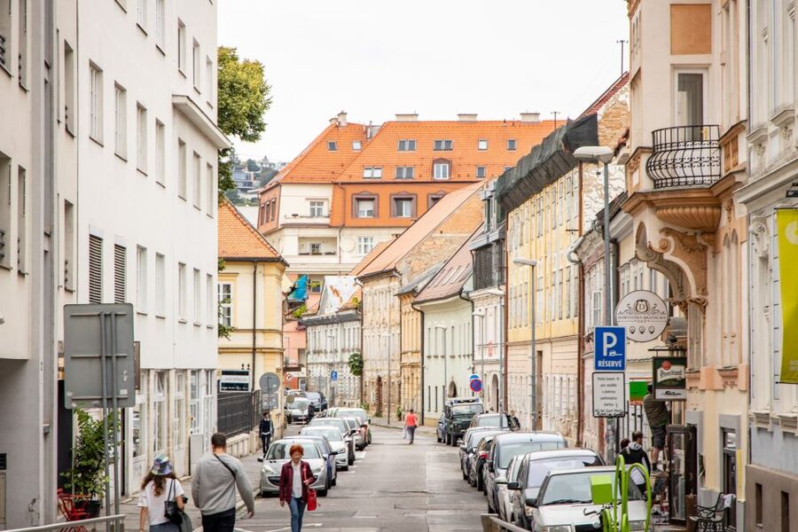 From Vienna: Bratislava Day Trip - Returning to Vienna at 6:08 PM