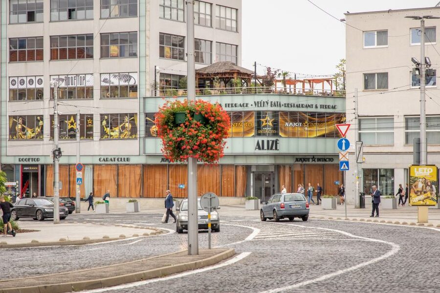 From Vienna: Bratislava Day Trip - The best fit for different kinds of visitors