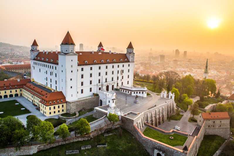 From Vienna: Bratislava with Local Guide, Castle & UFO Views - Starting in Vienna and crossing the border