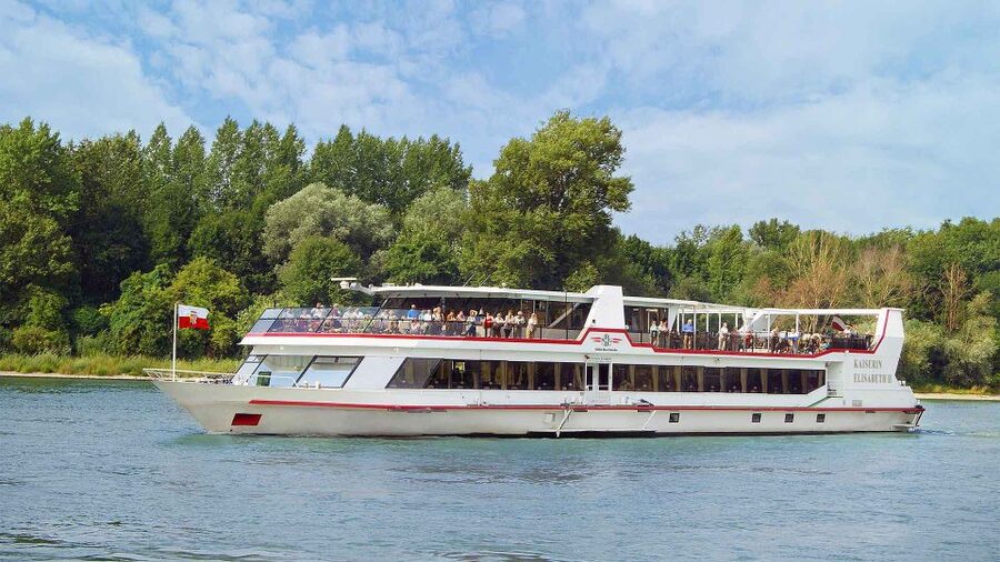 From Vienna: Dürnstein and Wachau Cruise - What the MS Kaiserin Elisabeth II adds