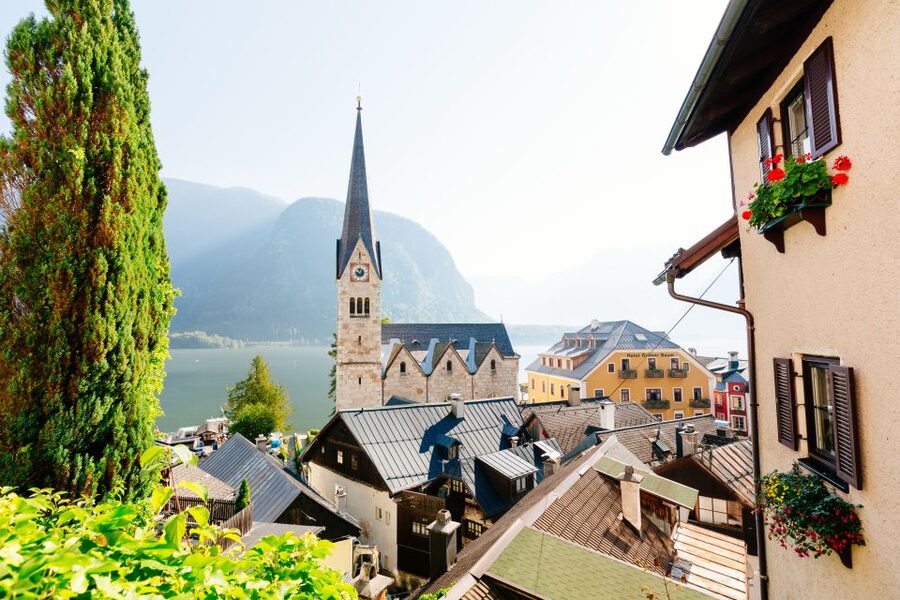From Vienna: Full Day Trip to Hallstatt and Salzkammergut - Free time for photos, cafés, and the Skywalk