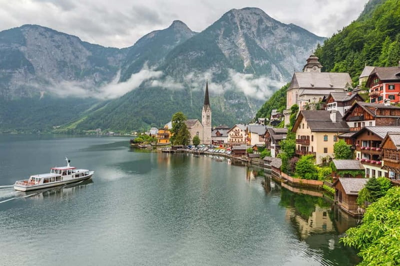 From Vienna: Gmunden, Hallstatt, Salzkammergut Day Tour - Choosing between the salt mine and Skywalk