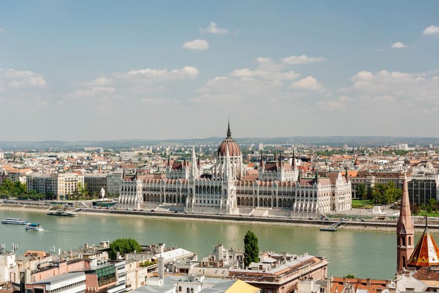 From Vienna: Guided Day Trip to Budapest - Who will enjoy this trip most