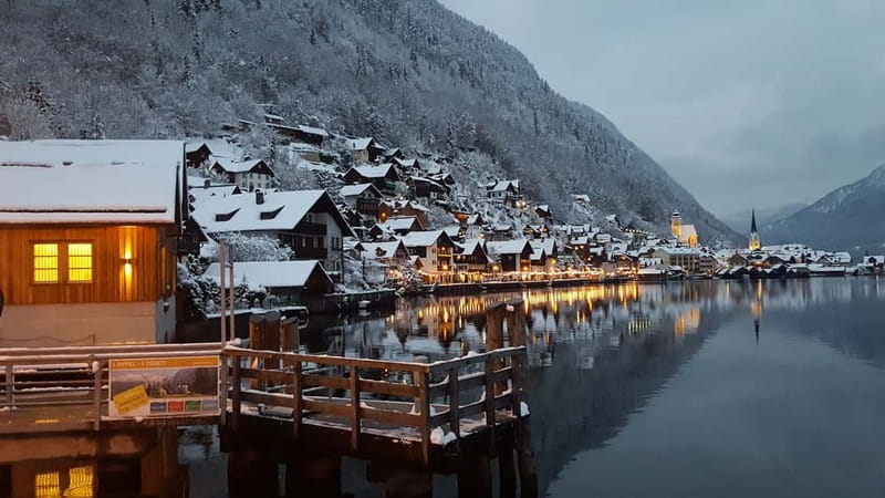 From Vienna: Hallstatt Guided Day Tour - St. Gilgen and the Salzkammergut