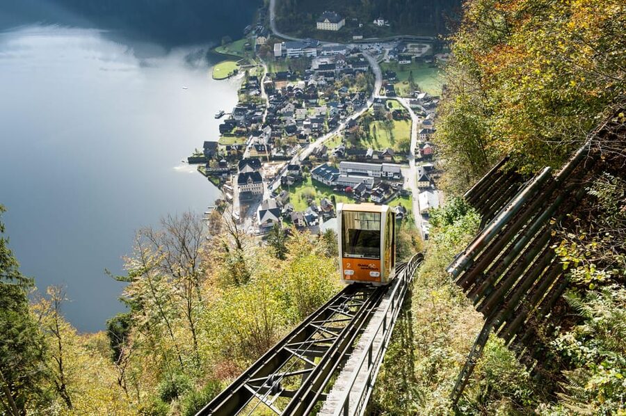 From Vienna: Hallstatt, Mountains & Alpine Lakes Day Trip - The long ride through Lower and Upper Austria