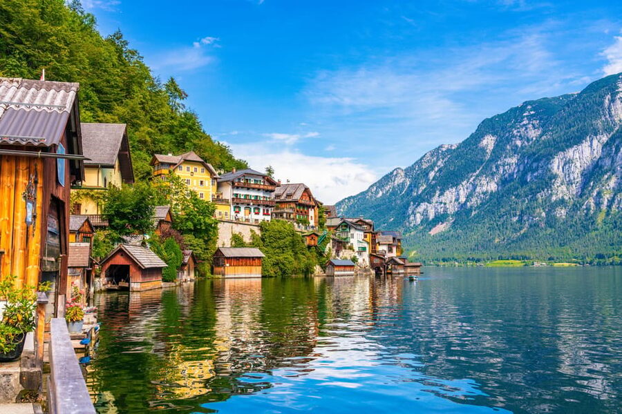 From Vienna: private day trip to Hallstatt and Salzburg - Two famous Austrian towns in one very long day
