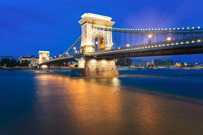 Full-Day Private Trip from Vienna to Budapest - Leaving Vienna in a private car
