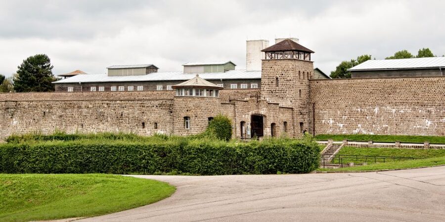 Full-Day Private Trip from Vienna to Mauthausen Memorial - Who should book this private Mauthausen trip