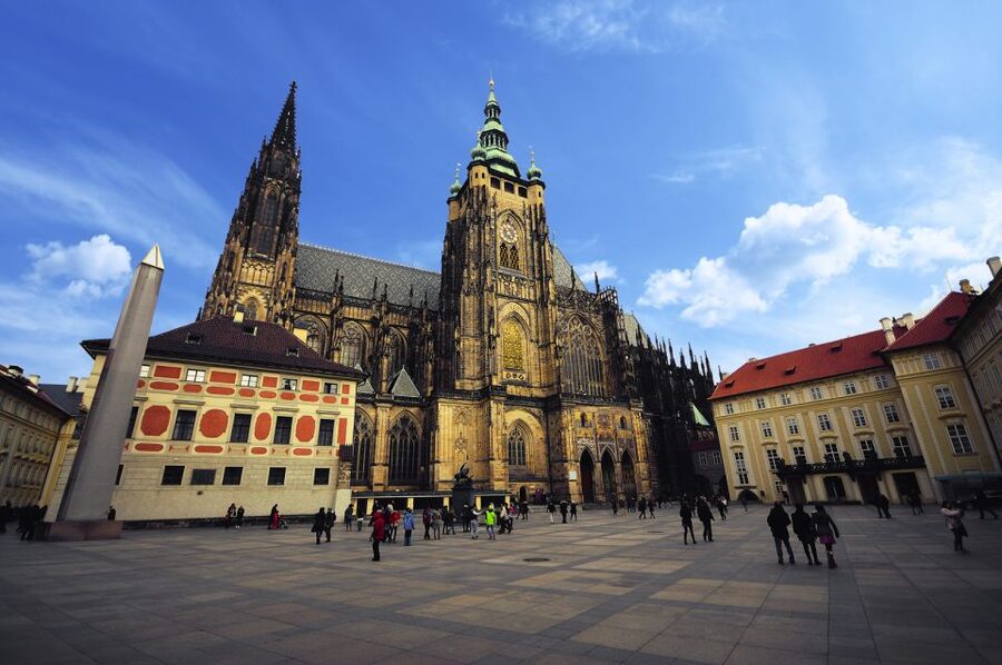 Full-Day Private Trip from Vienna to Prague - Leaving Vienna in a private vehicle