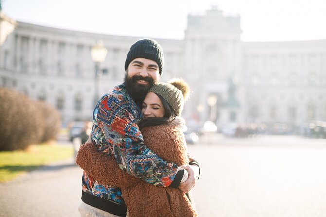 Guided Photoshoot Experience in Wien - Albertina gives you a polished opening frame