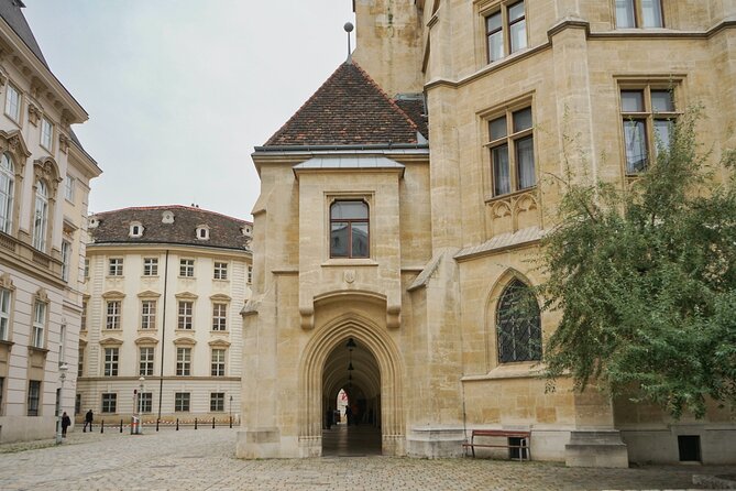Guided Walking Tour of Vienna City Center Highlights - The Albertina from the outside