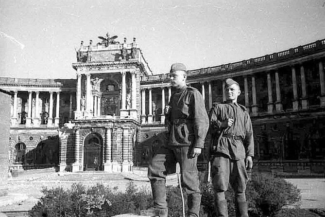 Historical Hitler Walking Tour of Vienna - Morzinplatz and the former Gestapo headquarters
