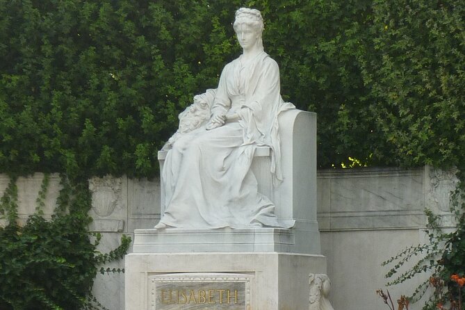 Introducing Vienna Walking Tour: The Capital of the Habsburgs - Joseph’s Square and Maria Theresa