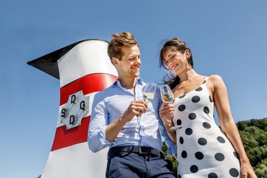 Krems: Wachau Valley River Cruise with 3-Course Meal - Vineyards, Villages, and Dürnstein’s Blue Tower