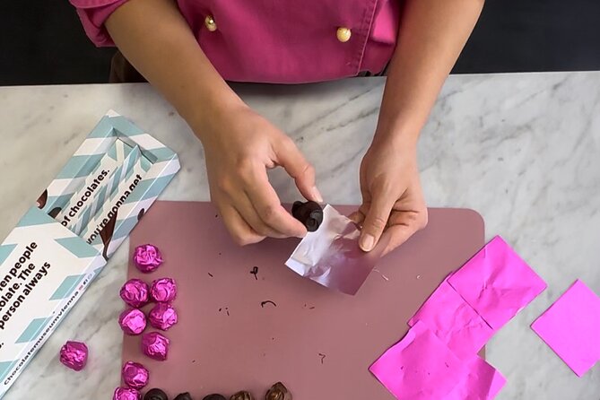 Mozart Kugel Workshop in Chocolate Museum Vienna "BO-YO" - Who will enjoy this chocolate class