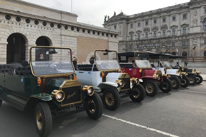 ( Night Tour ) With Private Guide + wine or prosecco - What you actually see during the one-hour route