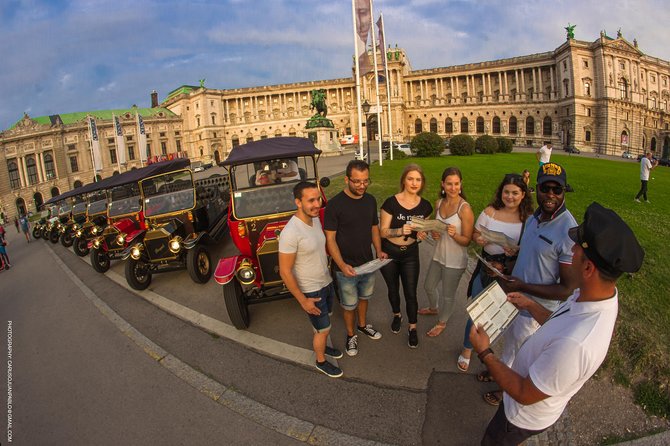 ( Night Tour ) With Private Guide + wine or prosecco - Guiding and language need special attention